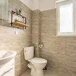 Апартаменти Smarald Wings 30 Бухарест