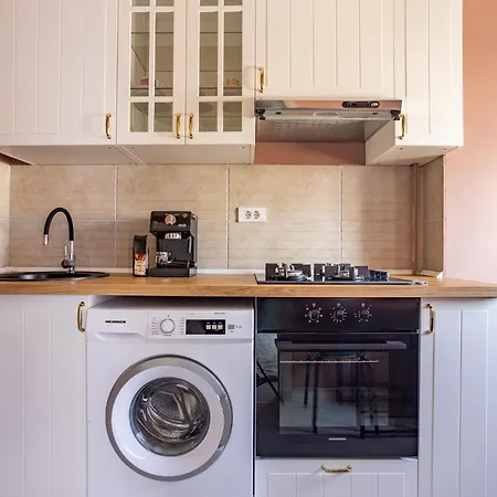 Smarald Wings 30 * Bukareszt