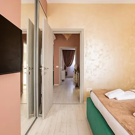 Smarald Wings 30 Apartament *