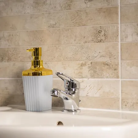 Smarald Wings 30 * Bukareszt