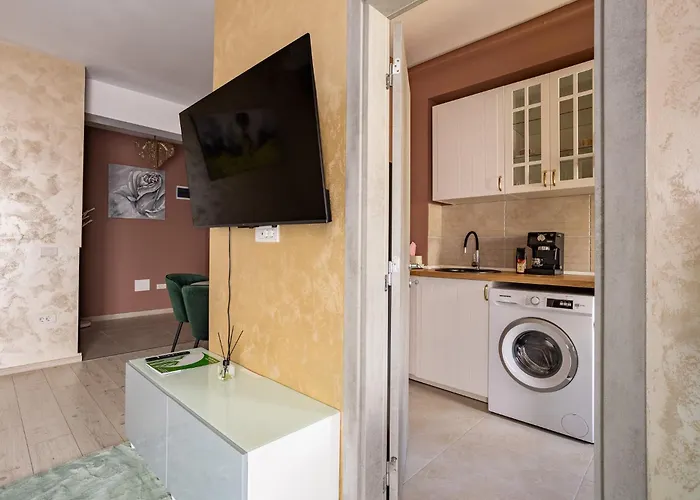 Smarald Wings 30 Bucureşti