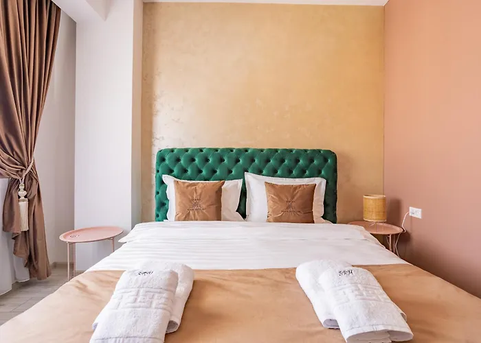 Smarald Wings 30 Bukarest