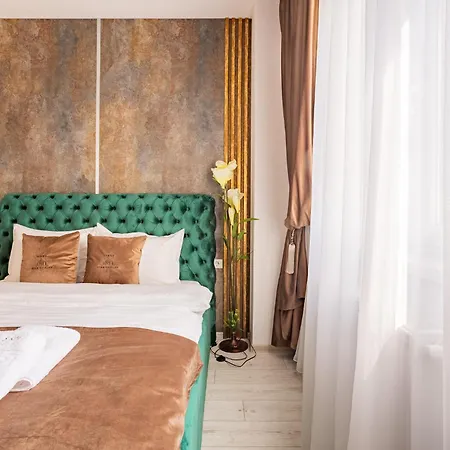 Smarald Wings 30 Bükreş